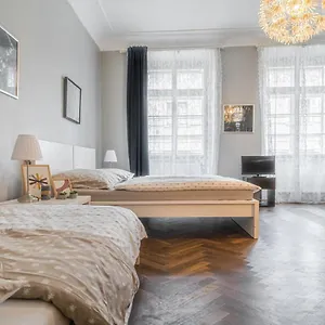 Bright Studio Close To Charles Bridge And Castle Apartment Prag